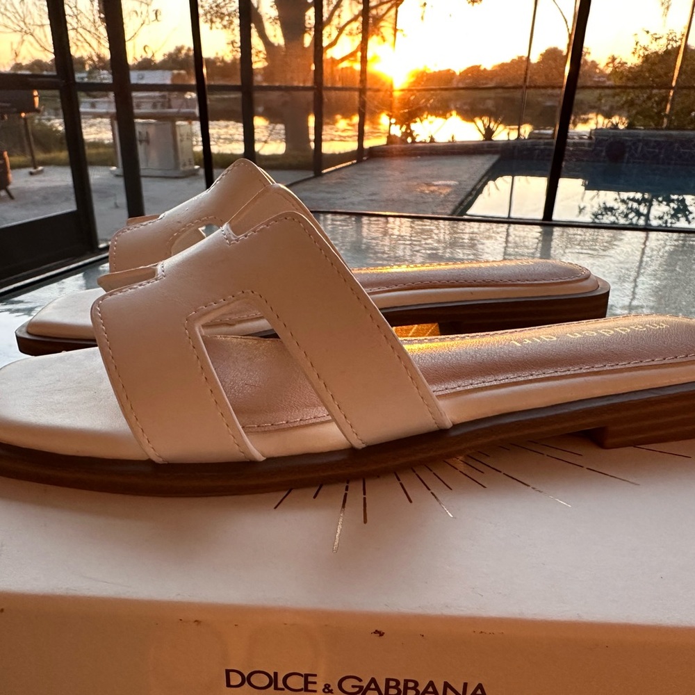 White Madden Girl Sandals 7.5 - Picture 4 of 6